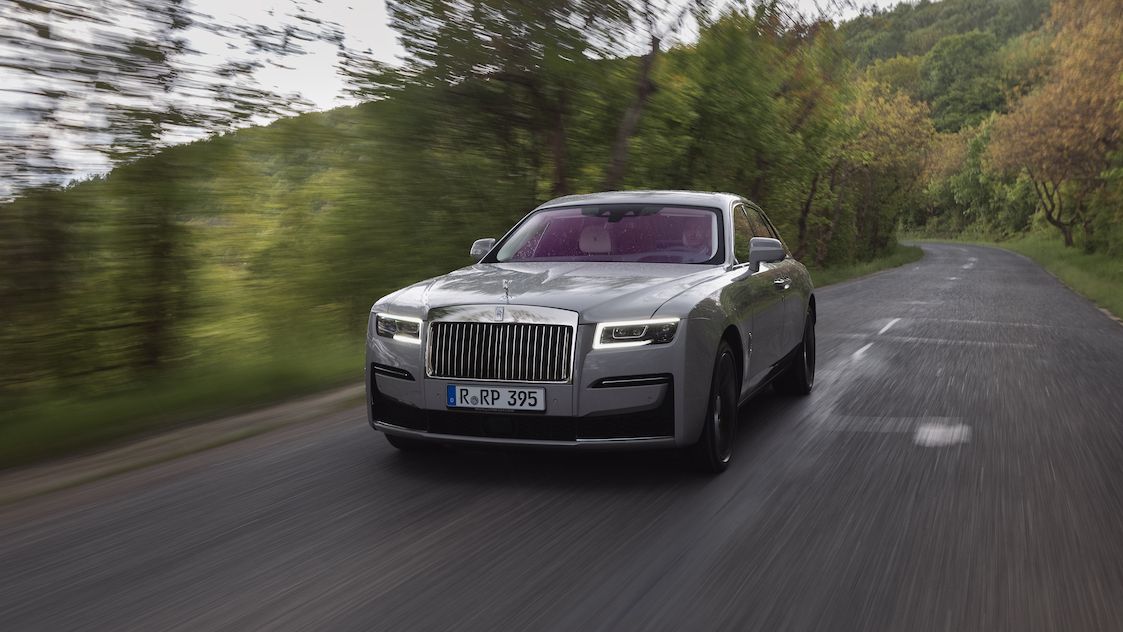 Za volantem nového Rolls-Royce Ghost: Méně je více